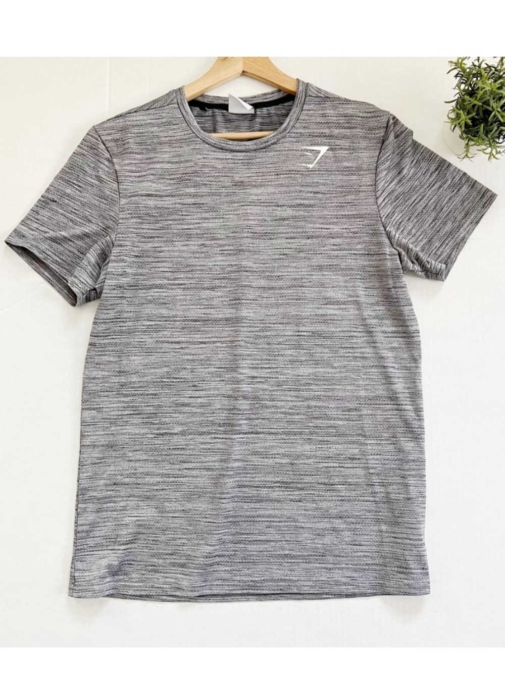 Gymshark Men’s Gray Performance Tee